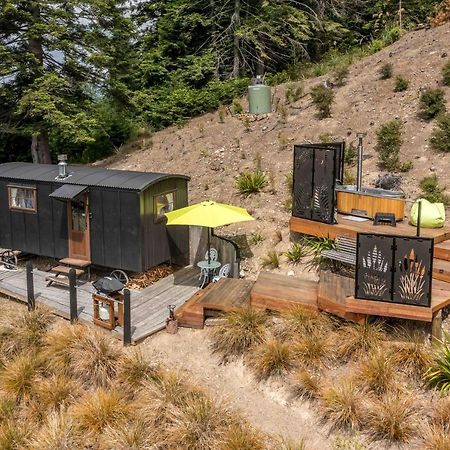 The Shepherds Hut - Boutique Retreat. Hanmer Springs Eksteriør bilde