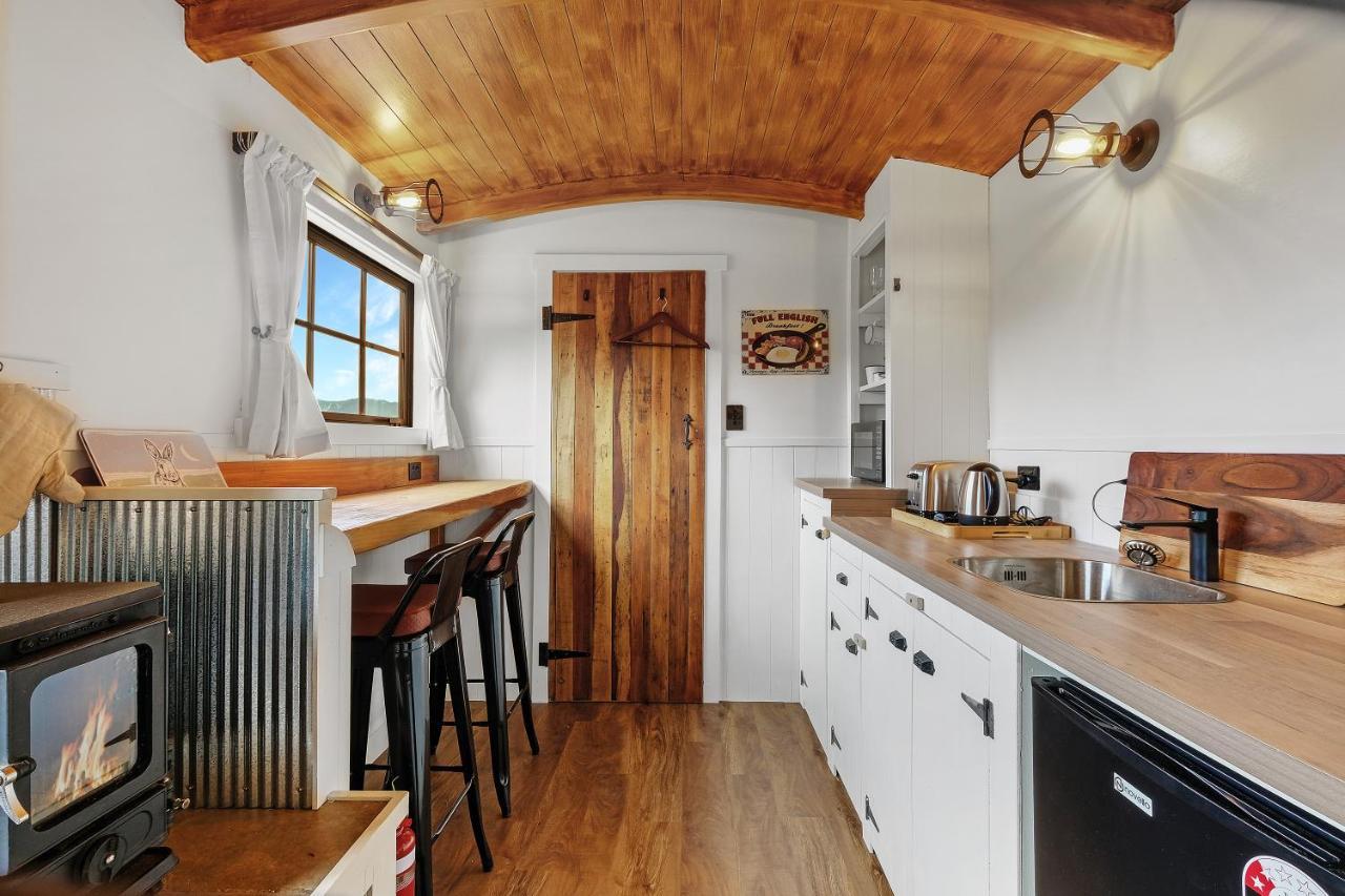 The Shepherds Hut - Boutique Retreat. Hanmer Springs Eksteriør bilde