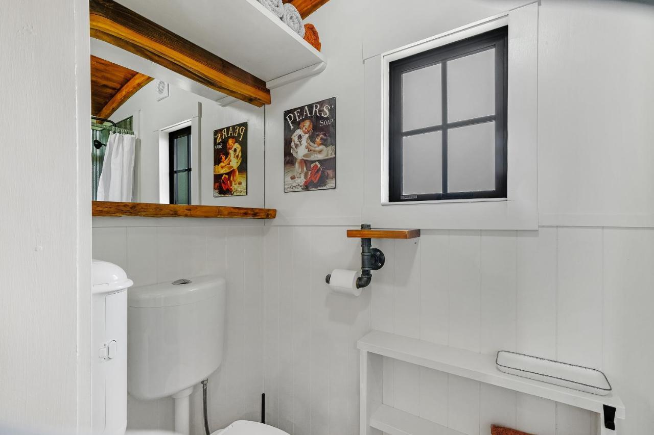 The Shepherds Hut - Boutique Retreat. Hanmer Springs Eksteriør bilde